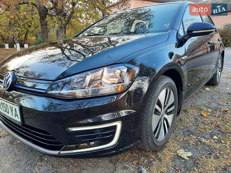 Хетчбек Volkswagen e-Golf 2017 в Одесі