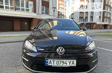 Хэтчбек Volkswagen e-Golf 2015 в Ивано-Франковске