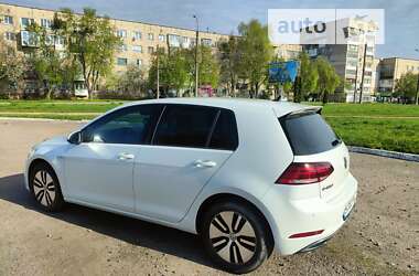 Хэтчбек Volkswagen e-Golf 2017 в Ровно