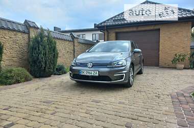 Хэтчбек Volkswagen e-Golf 2020 в Ровно