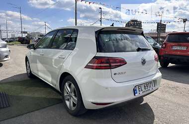 Хетчбек Volkswagen e-Golf 2015 в Києві
