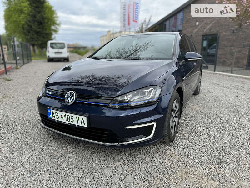 Хэтчбек Volkswagen e-Golf 2016 в Виннице