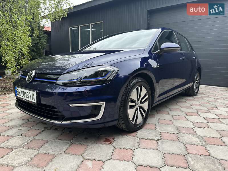 Хэтчбек Volkswagen e-Golf 2018 в Ровно