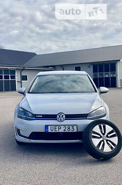 Хетчбек Volkswagen e-Golf 2017 в Івано-Франківську
