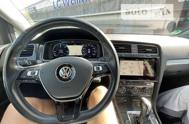 Хетчбек Volkswagen e-Golf 2020 в Запоріжжі
