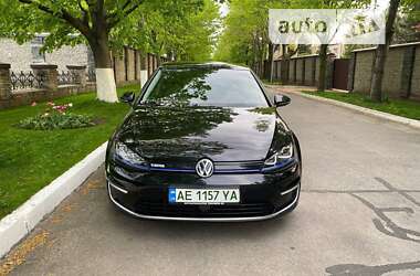 Хэтчбек Volkswagen e-Golf 2015 в Днепре