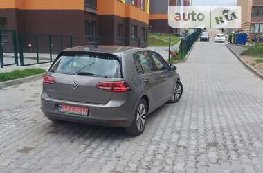 Хетчбек Volkswagen e-Golf 2014 в Житомирі