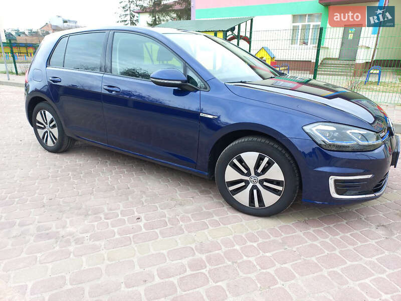 Хэтчбек Volkswagen e-Golf 2020 в Львове