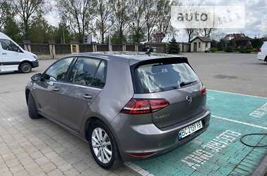 Хэтчбек Volkswagen e-Golf 2015 в Львове