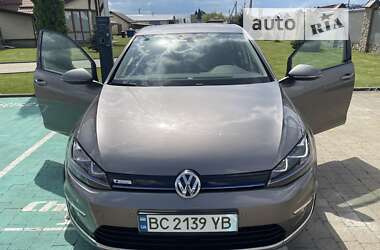 Volkswagen e-Golf 2015