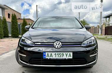 Хэтчбек Volkswagen e-Golf 2019 в 