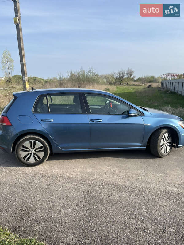 Хэтчбек Volkswagen e-Golf 2016 в Житомире