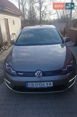 Volkswagen e-Golf 2015