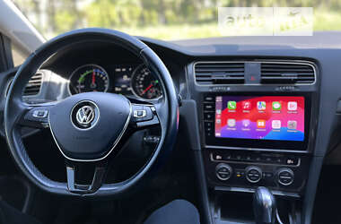 Хэтчбек Volkswagen e-Golf 2020 в Ужгороде