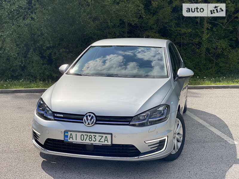 Хэтчбек Volkswagen e-Golf 2019 в Львове