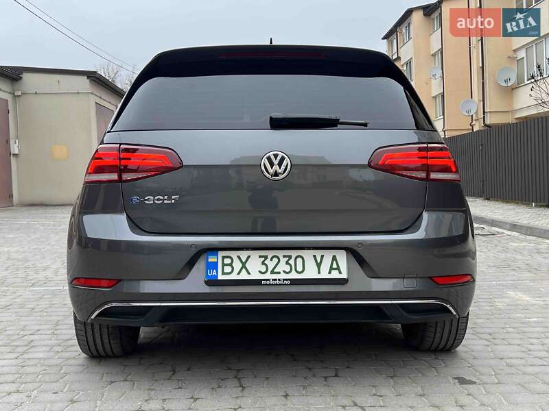 Хэтчбек Volkswagen e-Golf 2017 в Каменец-Подольском