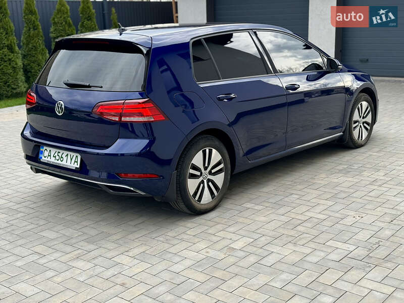 Хетчбек Volkswagen e-Golf 2018 в Умані