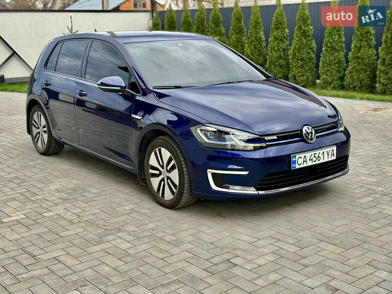 Хетчбек Volkswagen e-Golf 2018 в Умані