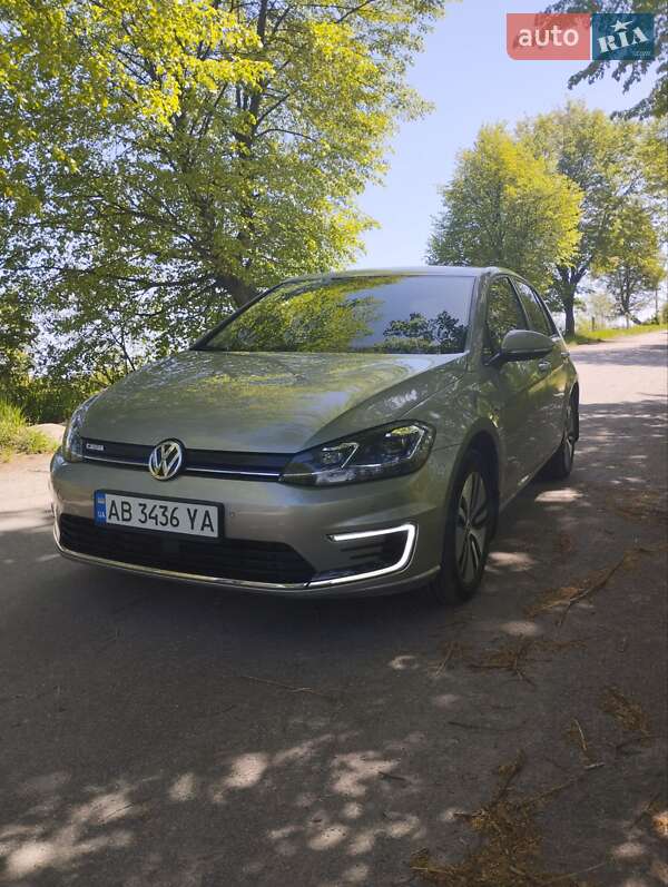 Хетчбек Volkswagen e-Golf 2019 в Бару