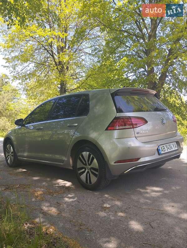 Хетчбек Volkswagen e-Golf 2019 в Бару