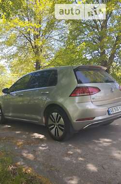 Хетчбек Volkswagen e-Golf 2019 в Бару