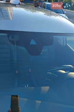 Хэтчбек Volkswagen e-Golf 2017 в 
