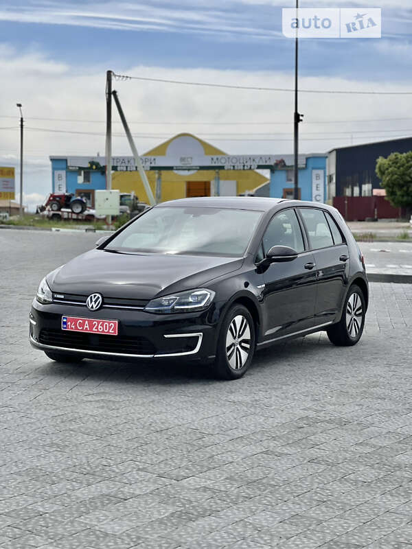 Хэтчбек Volkswagen e-Golf 2018 в Львове