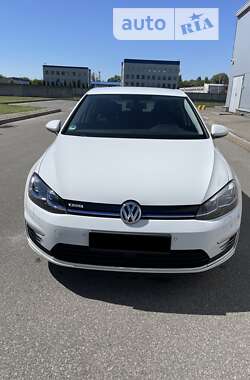 Хэтчбек Volkswagen e-Golf 2020 в Борисполе