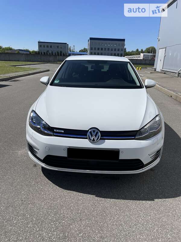 Хэтчбек Volkswagen e-Golf 2020 в Борисполе