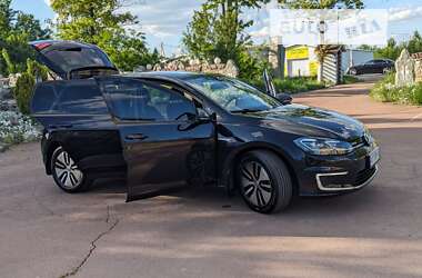 Хетчбек Volkswagen e-Golf 2018 в Івано-Франківську