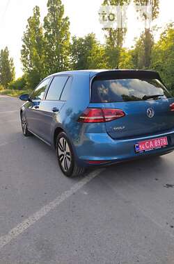 Хэтчбек Volkswagen e-Golf 2016 в Каменец-Подольском