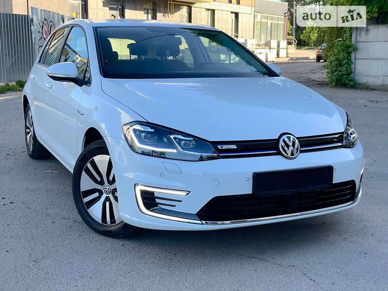 Хэтчбек Volkswagen e-Golf 2020 в Ровно