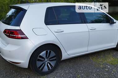 Хетчбек Volkswagen e-Golf 2015 в Ковелі