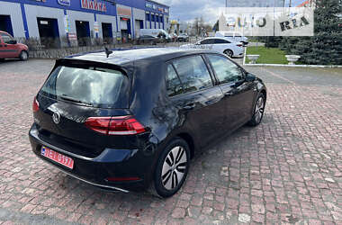 Хэтчбек Volkswagen e-Golf 2017 в Борисполе