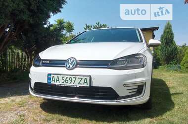 Хетчбек Volkswagen e-Golf 2020 в Києві