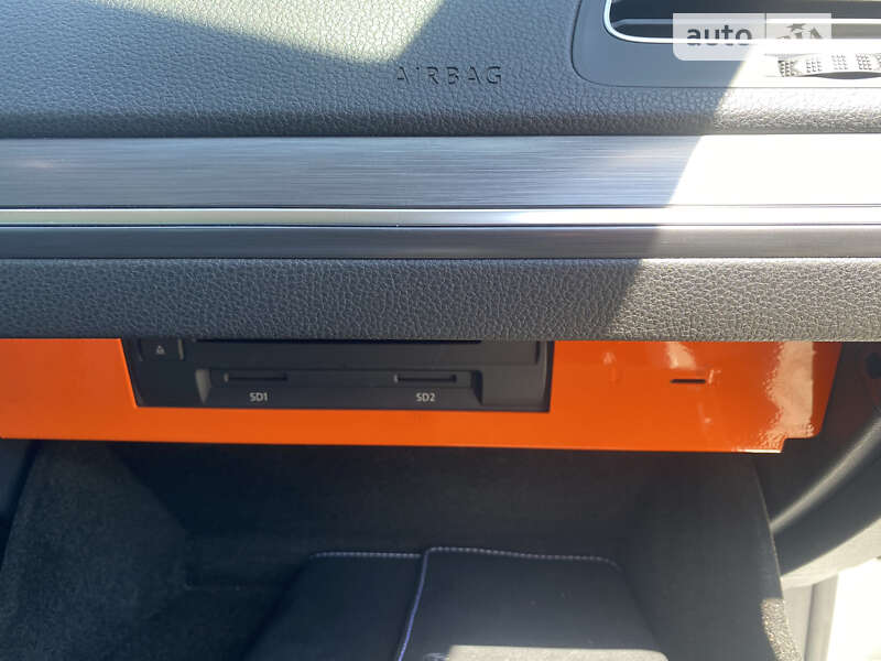 Хэтчбек Volkswagen e-Golf 2018 в Одессе фото 25 Хэтчбек Volkswagen e-Golf 2018 в Одессе