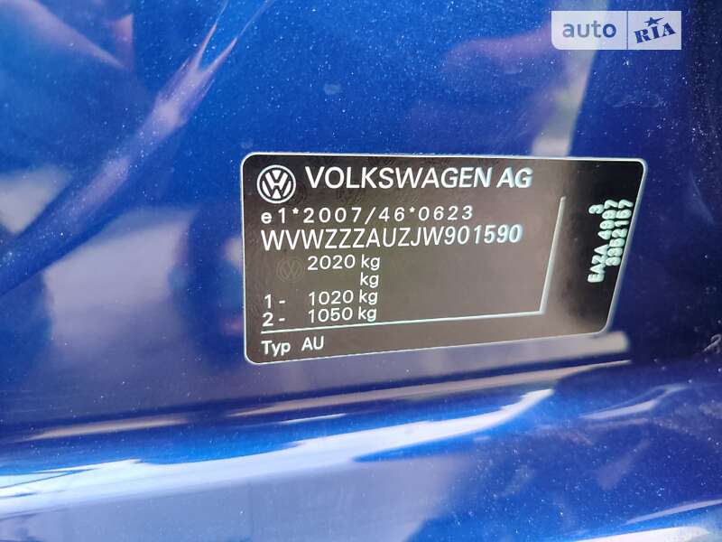 Хэтчбек Volkswagen e-Golf 2017 в Мукачево