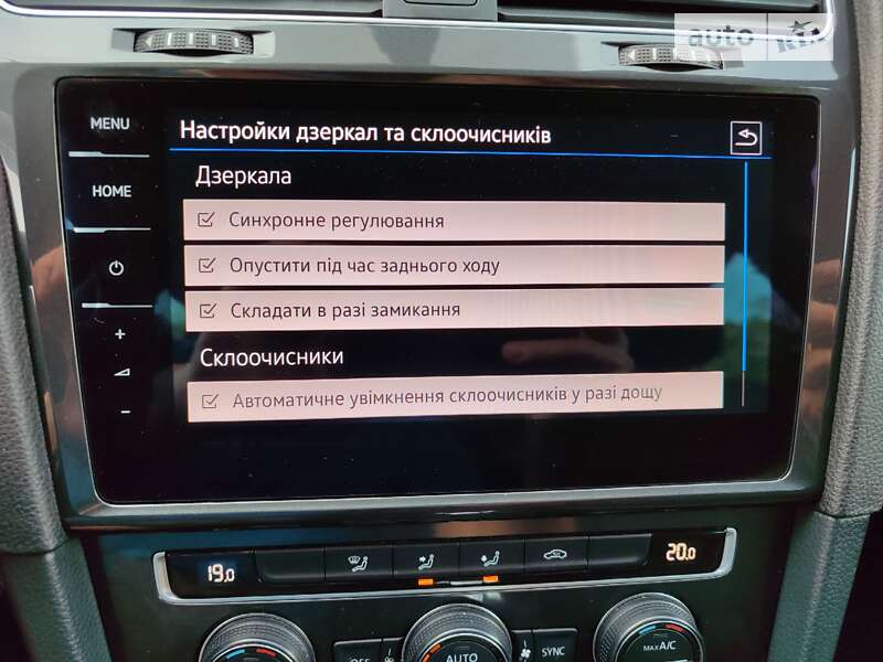 Хэтчбек Volkswagen e-Golf 2017 в Мукачево