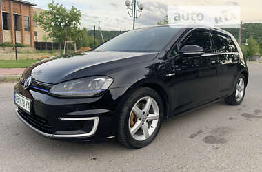 Хетчбек Volkswagen e-Golf 2015 в Могилів-Подільському