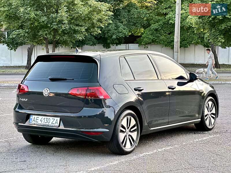 Хетчбек Volkswagen e-Golf 2016 в Кривому Розі фото 19 Хетчбек Volkswagen e-Golf 2016 в Кривому Розі