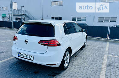 Хетчбек Volkswagen e-Golf 2015 в Мукачевому