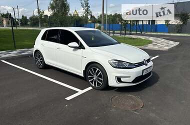 Хетчбек Volkswagen e-Golf 2018 в Бородянці