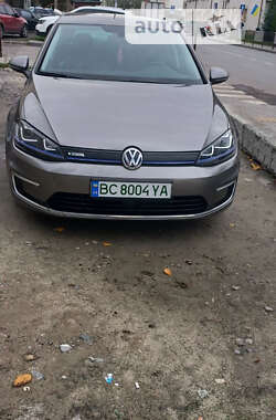 Хетчбек Volkswagen e-Golf 2014 в Львові