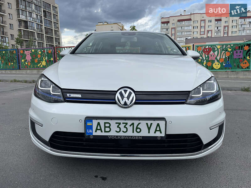 Хэтчбек Volkswagen e-Golf 2014 в Виннице