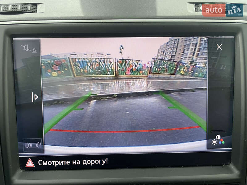 Хэтчбек Volkswagen e-Golf 2014 в Виннице