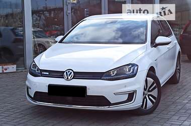 Хетчбек Volkswagen e-Golf 2014 в Дніпрі