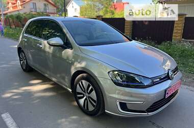 Хэтчбек Volkswagen e-Golf 2015 в Виннице