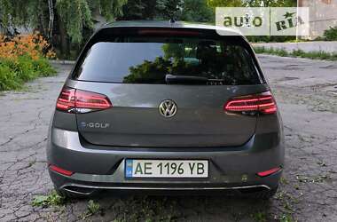 Хэтчбек Volkswagen e-Golf 2019 в Днепре