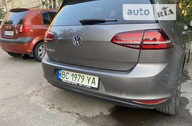 Хэтчбек Volkswagen e-Golf 2014 в Львове