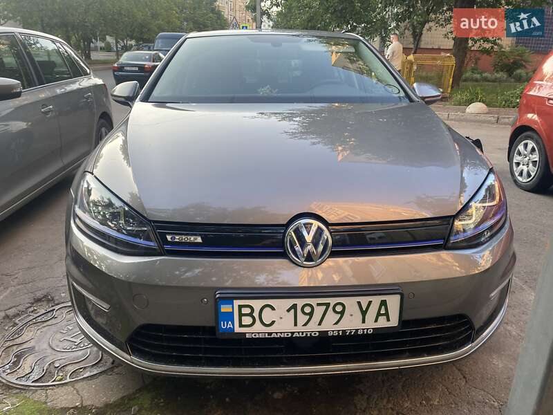 Volkswagen e-Golf 2014